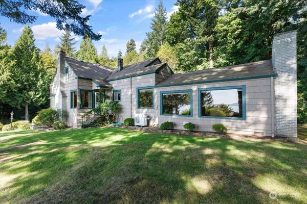 2354 Oyster Creek LN, Bow, WA 98232