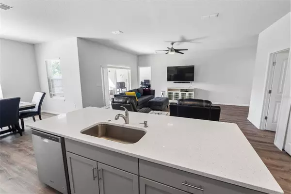 2616 FERN PALM DR, Edgewater, FL 32141