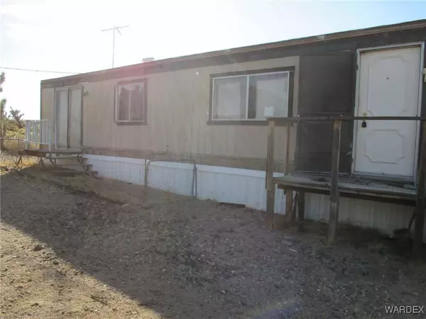 17449 N Palm DR, Dolan Springs, AZ 86441