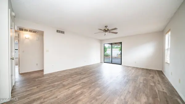 6458 W DELMONICO Lane, Glendale, AZ 85302