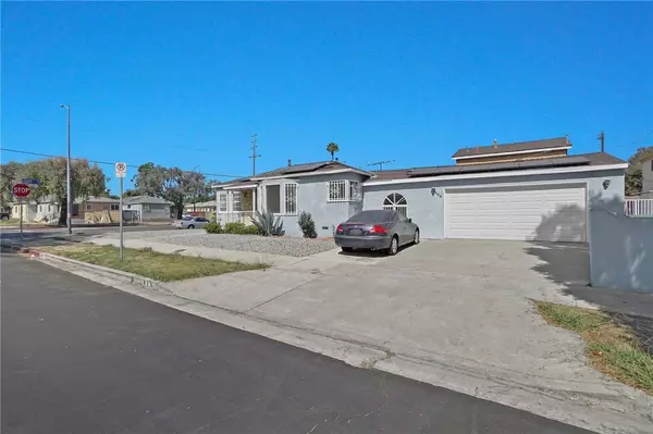 655 W 106th ST, Los Angeles, CA 90044