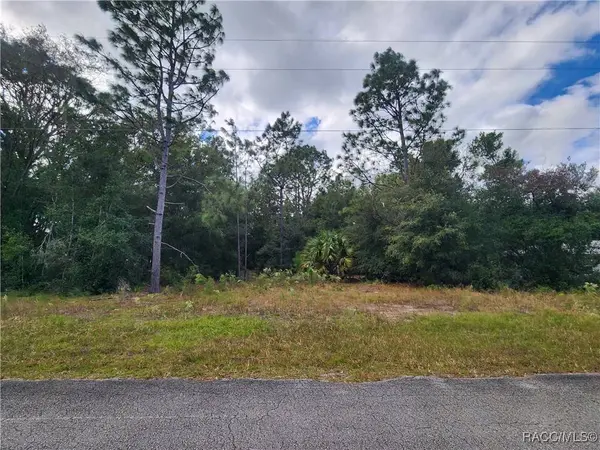 8630 N Catapane LOOP, Crystal River, FL 34428