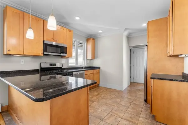 11 Woodlawn St, Boston, MA 02130