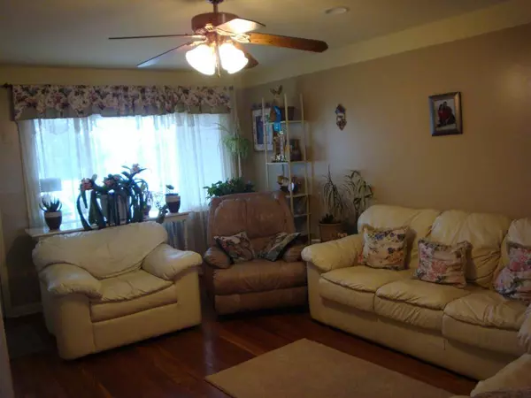 61 Prospect St, Caldwell Boro Twp., NJ 07006