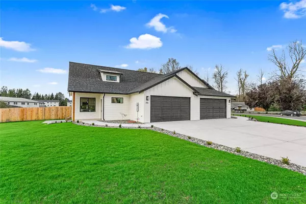 501 Colton LN, Everson, WA 98247