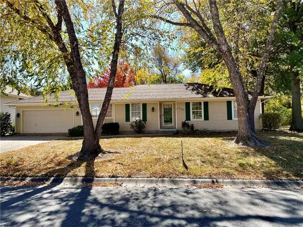 905 Park AVE, Leavenworth, KS 66048