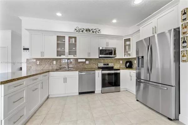 14237 SW 165th St, Miami, FL 33177