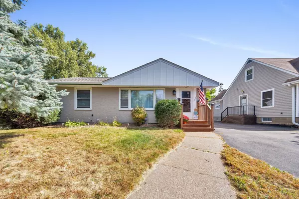 1134 Hall AVE, West Saint Paul, MN 55118