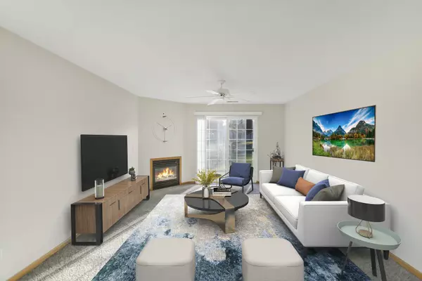 912 Penny LN #912, Sycamore, IL 60178