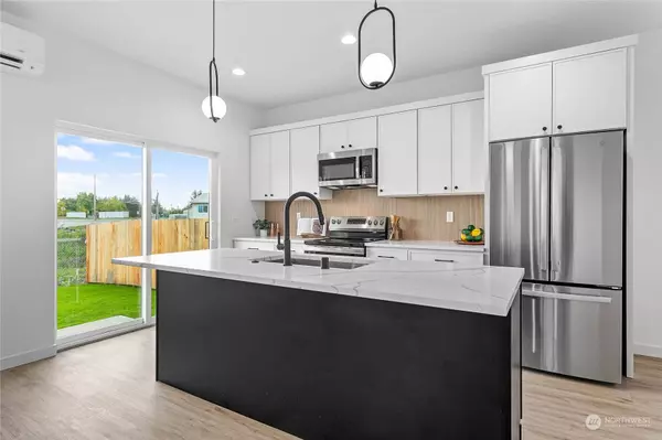 501 Colton LN, Everson, WA 98247