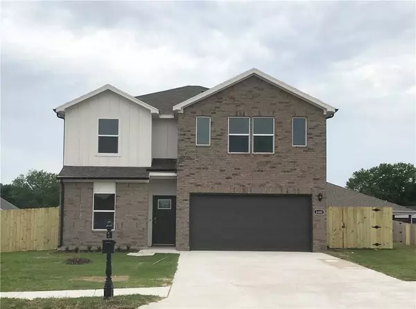 5651 Selah St, Springdale, AR 72764