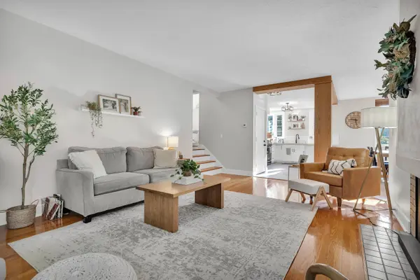 2613 Leonard NW Street, Grand Rapids, MI 49504