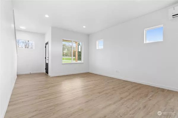 501 Colton LN, Everson, WA 98247