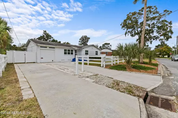 938 MORAVON AVE, Jacksonville, FL 32211