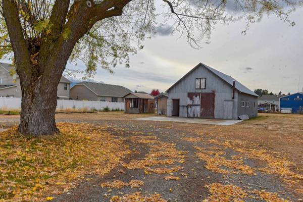 15116 E 4th Ave, Veradale, WA 99037