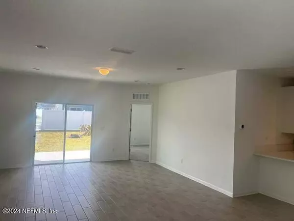 261 BOURMONT RD, St Augustine, FL 32095