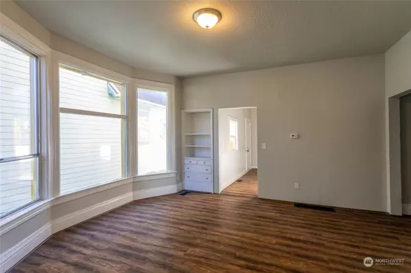 618 N Prospect ST, Tacoma, WA 98406