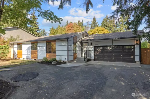 1906 NE 120th st, Seattle, WA 98125