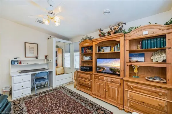 2069 Flycaster PT, Naples, FL 34120