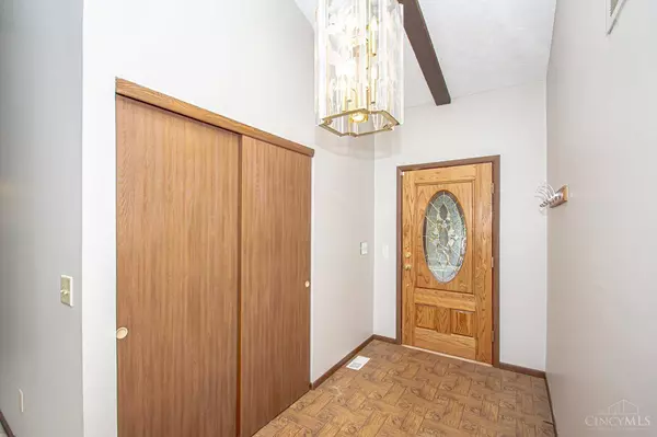 2209 Julie Ter, Reading, OH 45215