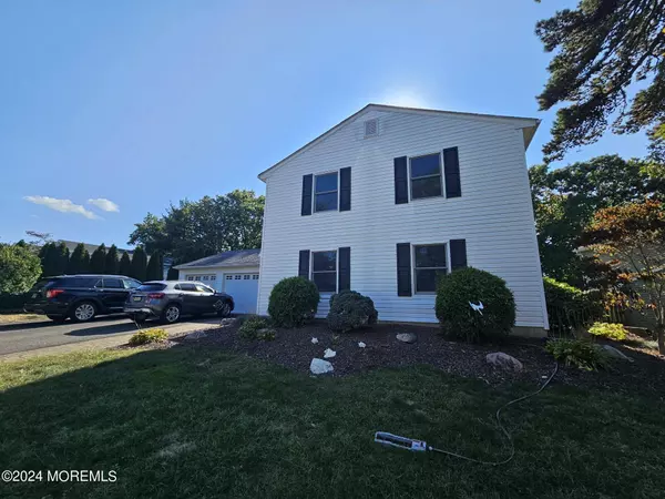 10 Timberline Drive, Howell, NJ 07731