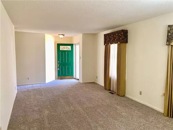 905 Park AVE, Leavenworth, KS 66048