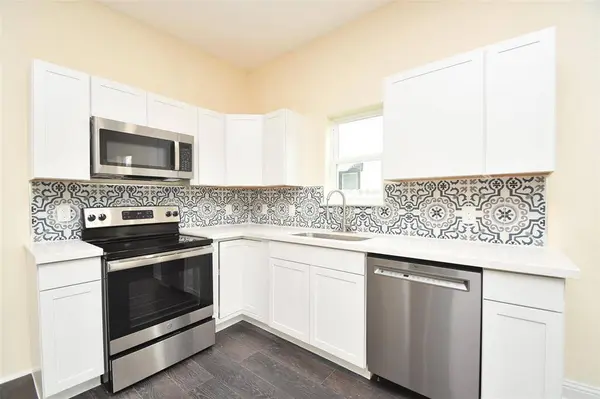 8010 Livingston ST, Houston, TX 77051