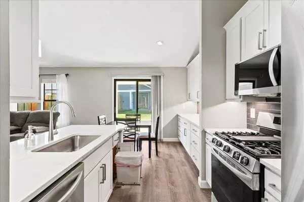 1116 Coventry Way B, Marysville, OH 43040