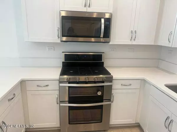 261 BOURMONT RD, St Augustine, FL 32095