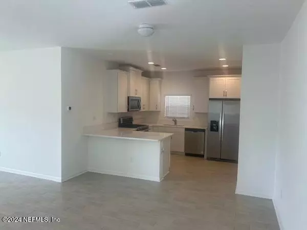 261 BOURMONT RD, St Augustine, FL 32095