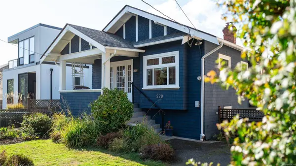 228 Irving Rd, Victoria, BC V8S 3Z9