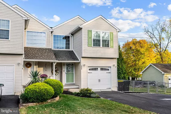 427 AVENUE B, Horsham, PA 19044