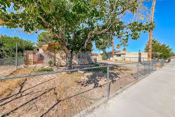 3845 Syracuse Drive, Las Vegas, NV 89121