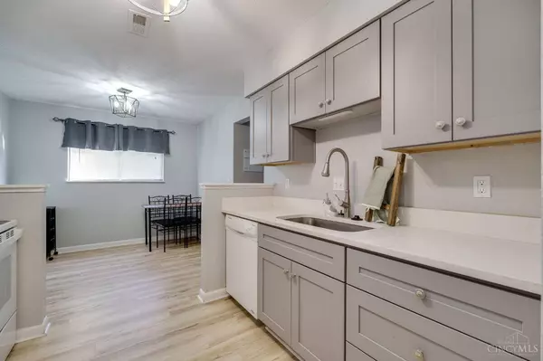 2200 Augusta Blvd #121, Fairfield, OH 45014