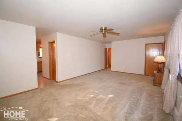 211 E Washington Street, Durand, MI 48476