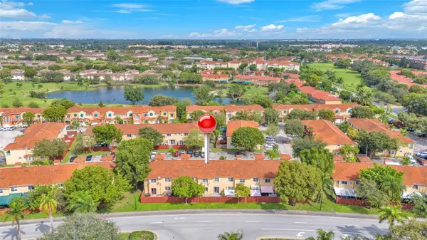 7015 NW 173rd Dr #207, Hialeah, FL 33015