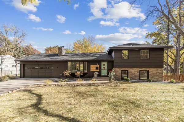 309 Griffit ST, Edina, MN 55343