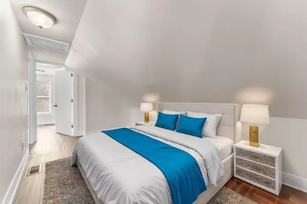 1430 S 21st AVE, Maywood, IL 60153