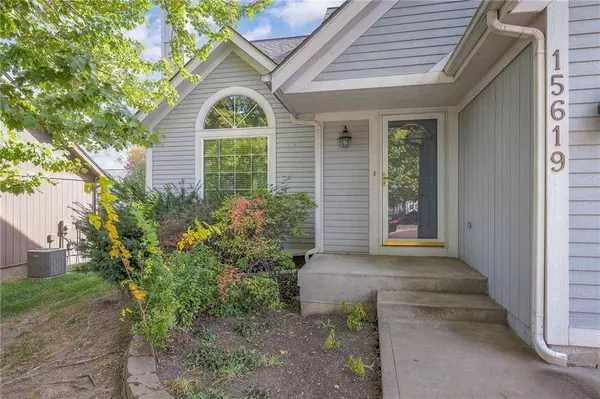 15619 Riley ST, Overland Park, KS 66223