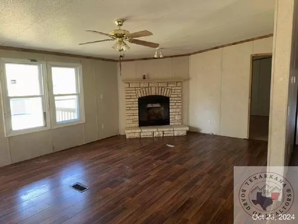 121 Little River 248, Ogden, AR 71853