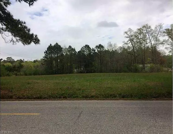 5176 Townpoint RD, Suffolk, VA 23435