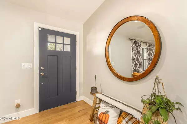 3410 N 45TH Place, Phoenix, AZ 85018