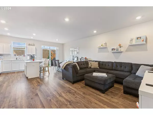 13764 NE 67TH WAY, Vancouver, WA 98682