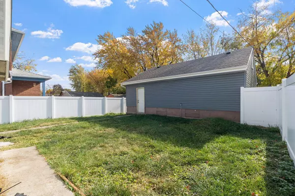 218 Page ST E, Saint Paul, MN 55107