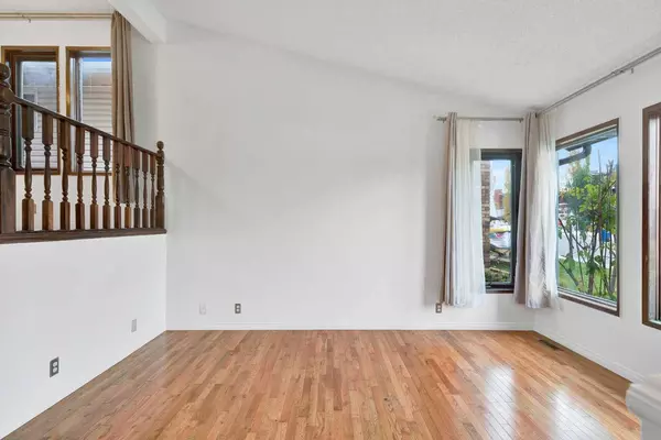 120 Big Springs HL SE, Airdrie, AB T4A 1K4