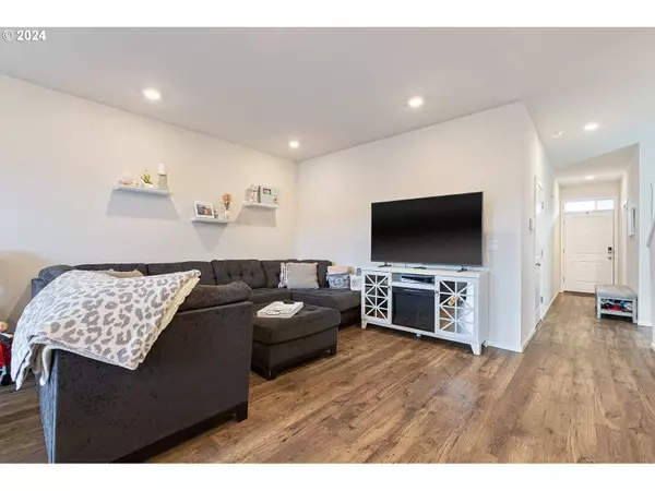 13764 NE 67TH WAY, Vancouver, WA 98682