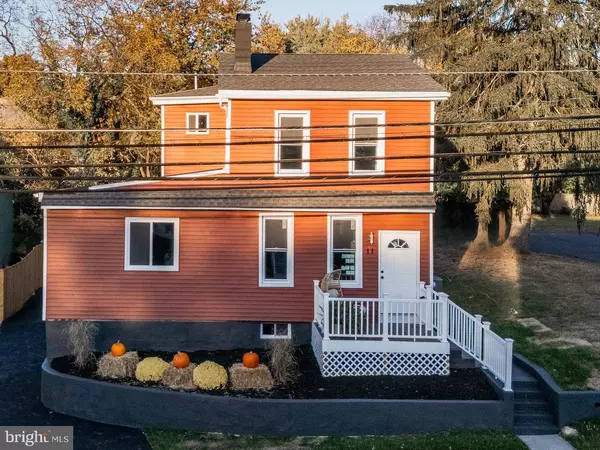 11 BERLIN RD, Cherry Hill, NJ 08034