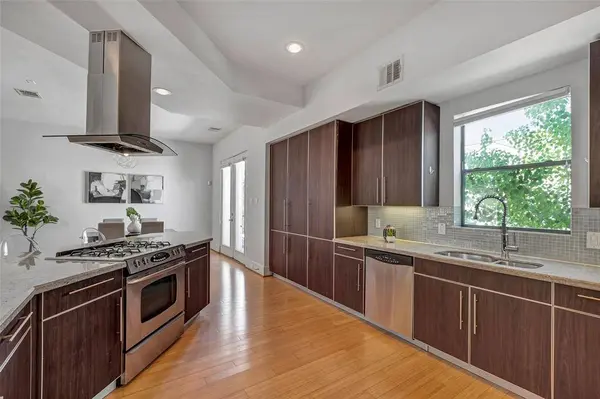 941 W 21st ST #B, Houston, TX 77008