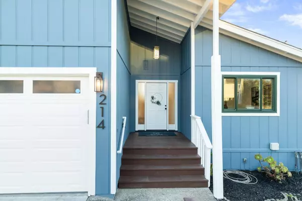 214 Clifton RD, Pacifica, CA 94044