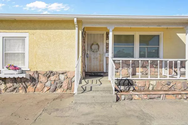 7262 Vassar AVE, La Mesa, CA 91942